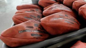 NFL: ¿Qué ventaja proporciona un balón desinflado?