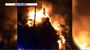 Iglesia arde en llamas en Staten Island