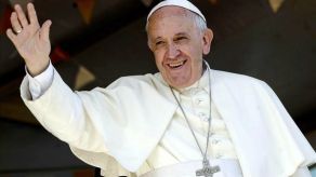 "Deseo enviarles un saludo fraterno antes de encontrarnos personalmente", afirmó el Sumo Pontífice en el mensaje divulgado por la televisión cubana.<br />