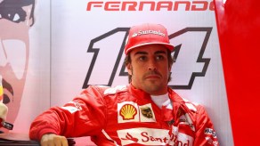 Su mala temporada con Ferrari, llevó a Fernando Alonso a quedar fuera de la Escudería al final de Campeonato.