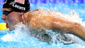 Lochte desnuda su alma y casi su cuerpo