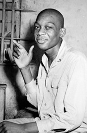 1947: Willie Francis sobrevivió a una ejecución en la silla eléctrica cuando dos sacudidas de corriente no lograron matarlo. Después de una disputa legal (y moral) en la Corte Suprema, lo ejecutaron exitosamente un año después.