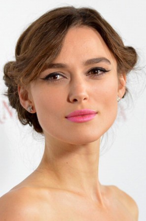 Keira Knightley es "sofisticademente sexy" y representa al filme "Anna Karenina" cuatro veces finalista a los Premios Oscar. El filme es una adaptación de la novela del autor ruso Leo Tolstoy.