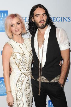Katy Perry y Russell Brand no alcanzaron el año y medio de casados. Se separaron 14 meses después de la boda.