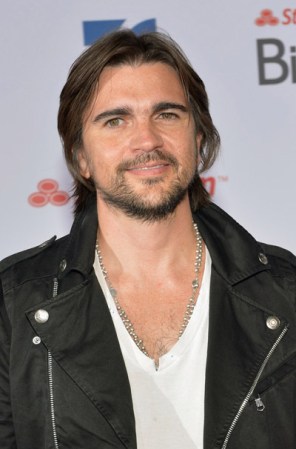 Juanes, innovó este año no sólo en el escenario sino en YouTube, donde estrenó una serie documental acerca de su vida tras bastidores.