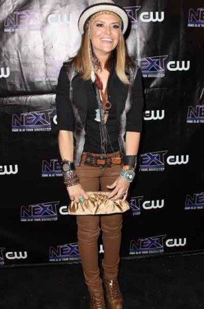 Brooke Mueller dejó claro que adora los accesorios, pues decidió ponerse más de diez piezas ¡en un mismo atuendo!