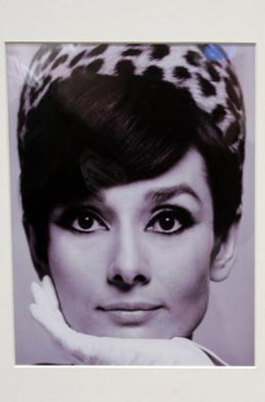 Audrey Hepburn: “La verdadera belleza en una mujer se refleja en su alma. Es el afecto que da a los demás y la pasión que muestra”.