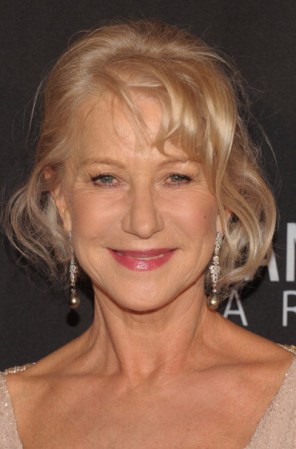 Hellen Mirren: “Es difícil que tu personalidad florezca cuando de manera inútil, te paralizan las inseguridades acerca de tu imagen”.