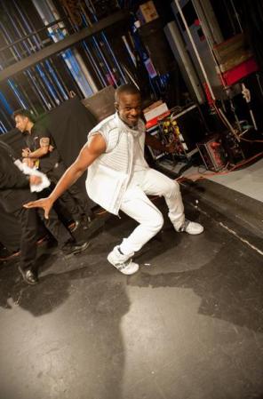 Timomatic se prepara para salir a escena y hacer bailar con sus ritmos a las miles de personas que hubo de público.