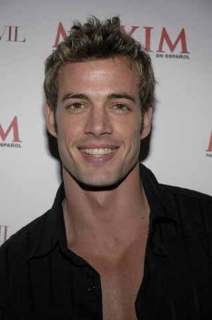 El actor en la alfombra roja de 5to aniversario de la revista Maxim en Español. Enero 25, 2007.