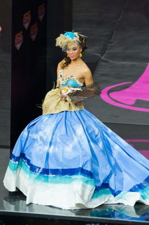 Snwazna Adams, Miss Islas Turcas y Caicos