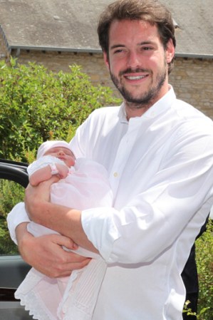 EL PRÍNCIPE FÉLIX DE LUXEMBURGO Y SU ESPOSA, LA PRINCESA CLAIRE, celebraron la llegada de Amalia el 15 de junio.
