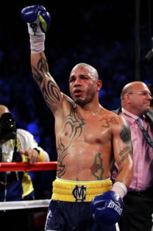 En una de las noches más importantes de su carrera, Cotto cobró venganza al vencer a Antonio Margarito por nocaut técnico.