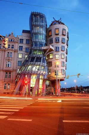 Le case danzanti di Praga (Casa de Baile de Praga).