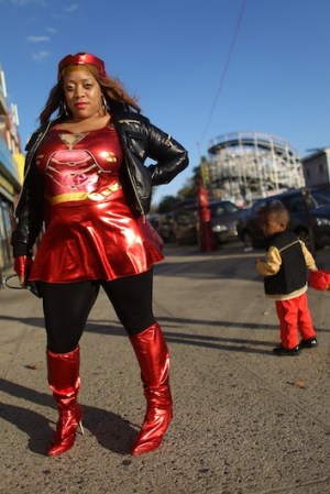 Heroínas también llegaron a Coney Island para quedarse.