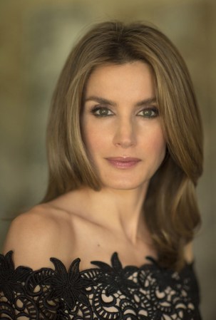 MADRID, SPAIN - SEPTEMBER 15: In this handout photo provided by the Royal Press Department, Princess Letizia of Spain poses at Zarzuela Palace on September 15, 2012 in Madrid, Spain. Princess Letizia of Spain celebrates her 40th birthday today. (Photo by Cristina Garc�a Rodero/Royal Press Department via Getty Images)