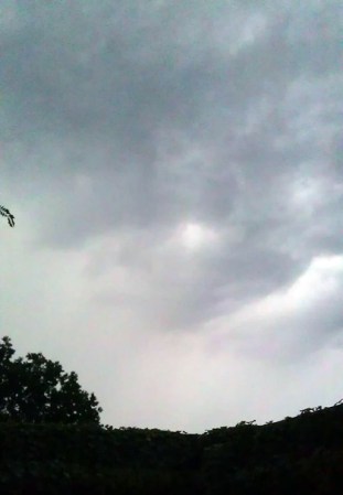 Estos cielos tenebrosos son cortesía de nuestra querida audiencia mediante a nuestra página de Facebook.