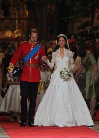 Los novios a la salida de la ceremonia