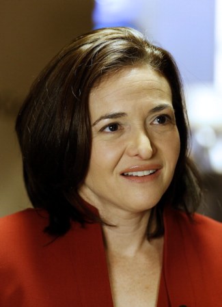 Sheryl Sandberg, cofundadora de Facebook, es una de las mujeres más influyentes de la web. En octubre del 2012 la red superó los 1,000 millones de usuarios.