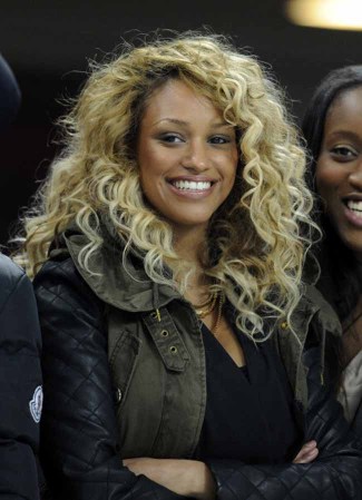 Fanny Neguesha, la novia del futbolista italiano Mario Barwuah Balotelli.
