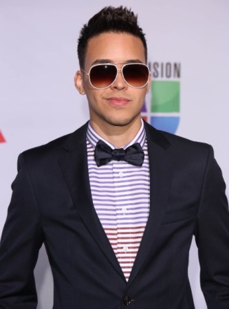 El cantante de bachata Prince Royce, nacido en el Bronx y de ascendencia dominicana, causó sensación con el sencillo "Ven conmigo", canción de reggaetón a duo con Daddy Yankee.