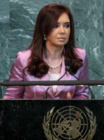 Cristina Kirchner. La presidenta de Argentina es una mujer apasionada y temperamental que no deja a nadie indiferente. Hace poco más de un año ganó su segunda relección y está apuntando a cambiar la constitución de su país para lograr otro mandato más.