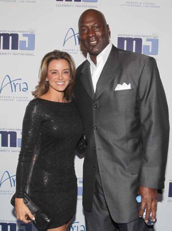 Ivette Prieto y Michael Jordan.