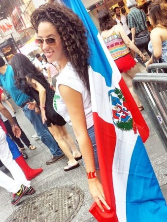 Cientos de miles de personas tomaron las calles de Nueva York para festejar el Gran Desfile Nacional Dominicano, una cita ya clásica y que cada año llena la Sexta avenida de música y colorido.