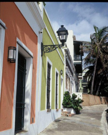 Los famosos balcones en el Viejo San Juan