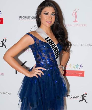 Las aspirantes a Miss Universo exhibieron modelitos de fantasía en Moscú, donde este 9 de noviembre se decidirá la ganadora.
