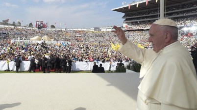 Papa Francisco cierra en Juárez su visita a México