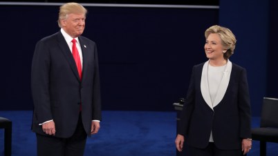 Clinton y Trump se sacan chispas en segundo debate