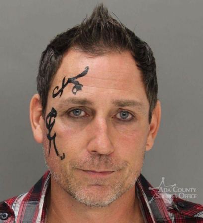 Brett Harshman fue arrestado el 11/01/2013 en la región de Boise, Idaho, acusado de :<br /><br />DRIVING UNDER THE INFLUENCE