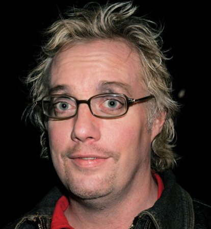 Jani Lane, cantautor y vocalista de la banda Warrant, murió con 47 años a causa de una intoxicación aguda con alcohol.