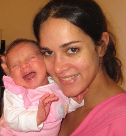 Mónica Spear junto a su hija cuando estaba recién nacida.