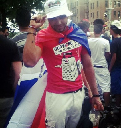 Miles de dominicanos se congregaron para celebrar por todo lo alto el Desfile Dominicano de El Bronx 2013 en la ciudad de Nueva York.