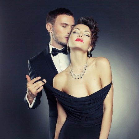 Venus en Escorpio aporta una sexualidad muy aparente y un lenguaje corporal muy atractivo y seductor.