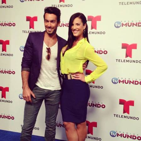 La pareja protagónica de Santa Diabla.