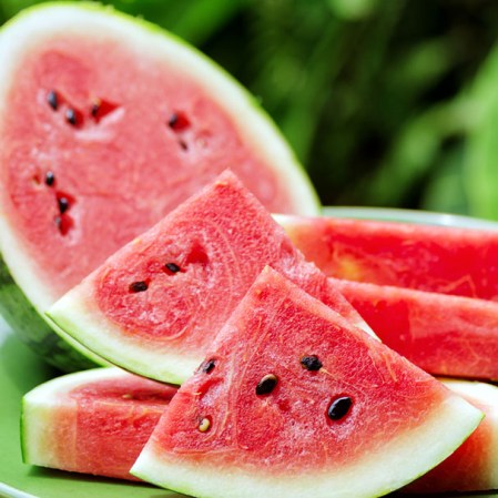 Sandía. Sus vitaminas protegen tu piel y reparan las células dañadas por el sol.