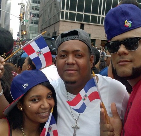 Cientos de miles de personas tomaron las calles de Nueva York para festejar el Gran Desfile Nacional Dominicano, una cita ya clásica y que cada año llena la Sexta avenida de música y colorido.