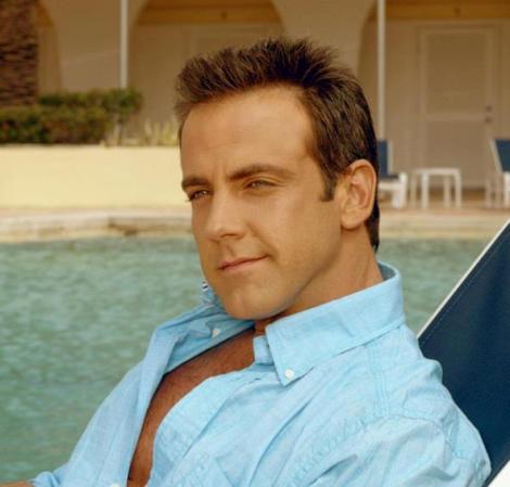 Guapo, talentoso actor, cantante, compositor, productor y presentador: Carlos Ponce, quien actualmente interpreta a Humberto Cano en la telenovela "Santa Diabla".