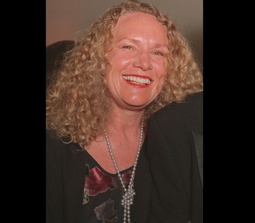 Christy Walton, de 57 años de edad, es heredera de la fortuna de las tiendas Walmart. Su fortuna se estima en $27,900 millones de dólares.<br /><br /><br />Fuente: Forbes
