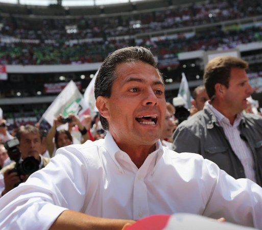 Enrique Peña Nieto realizó su último acto de campaña en el Estadio Azteca de la Ciudad de México.