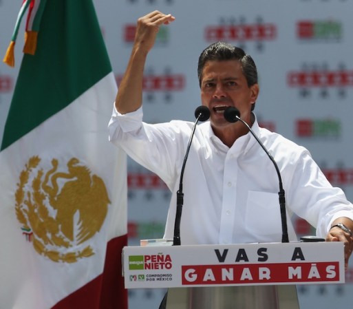 Enrique Peña Nieto realizó su último acto de campaña en el Estadio Azteca de la Ciudad de México.