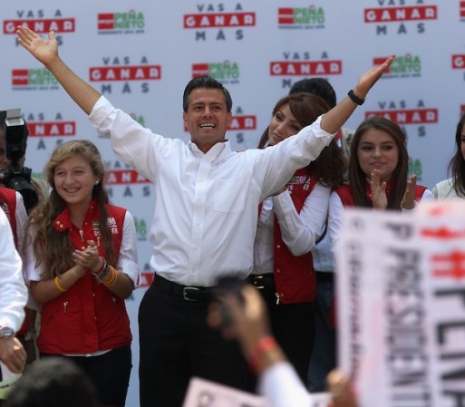 Enrique Peña Nieto realizó su último acto de campaña en el Estadio Azteca de la Ciudad de México.