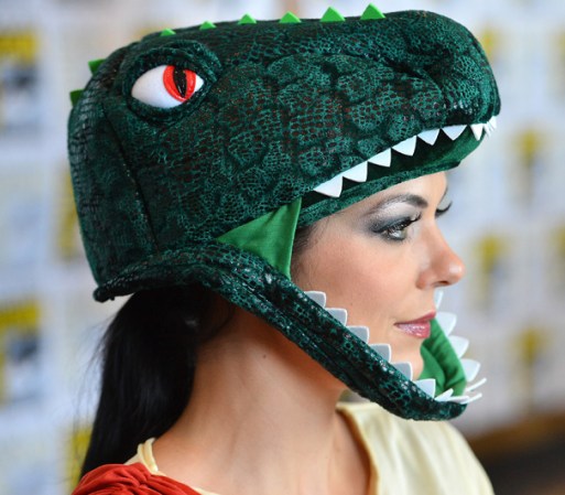 Adrianne Curry durante la presentación de "Stan Lee's World of Heroes".