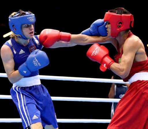 DIA 7: Jeyvier Cintron Ocasio, de Puerto Rico, se enfrenta a Juliao Henriques Neto, de Brasil, en box.