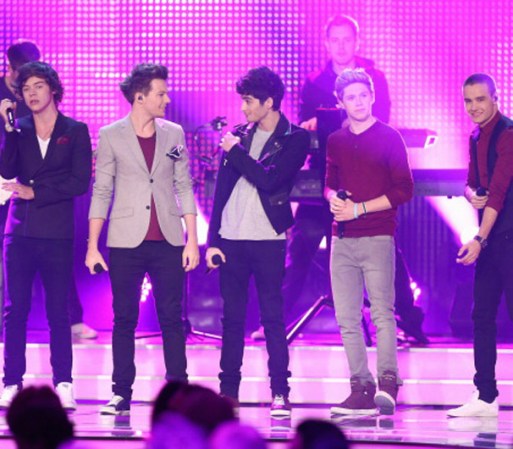 Los jovencitos de "One Direction" se negaron a realizar un anuncio de preservativos, pues no va con su público: chicas menores de edad.