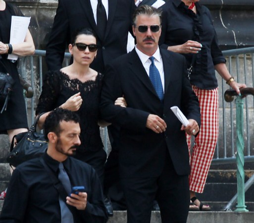 Actriz Julianna Margulies acompañada del actor Chris Noth