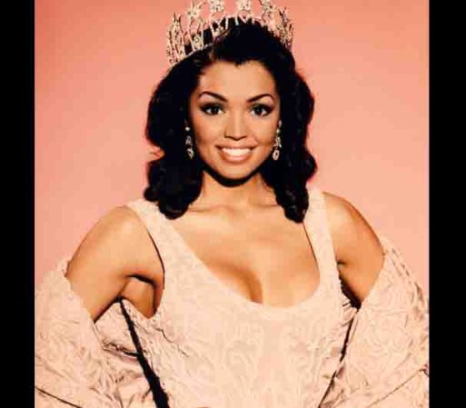 Miss USA 1995 – Shanna Moakler.